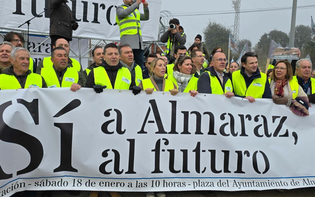 AMAC participa en la gran manifestación en defensa  de la continuidad de la central nuclear de Almaraz