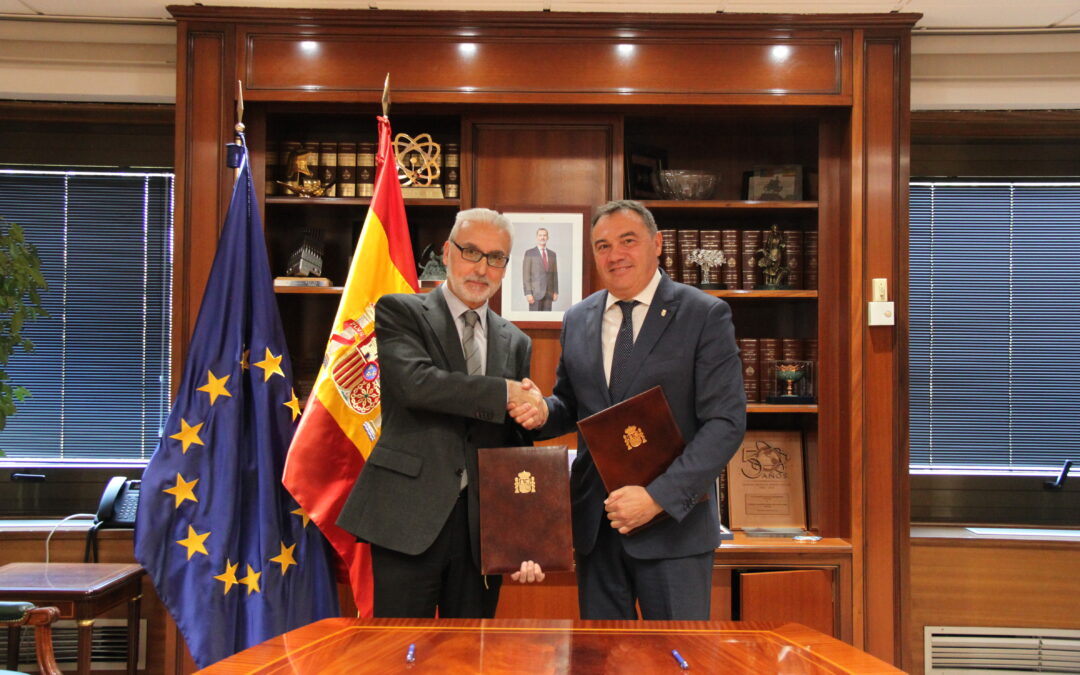 AMAC y el CSN firman un convenio de colaboración  para mejorar la información y transparencia sobre asuntos nucleares en la población